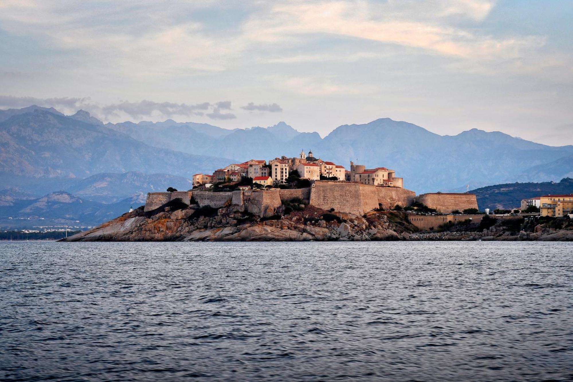 Camping International Calvi  Eksteriør bilde