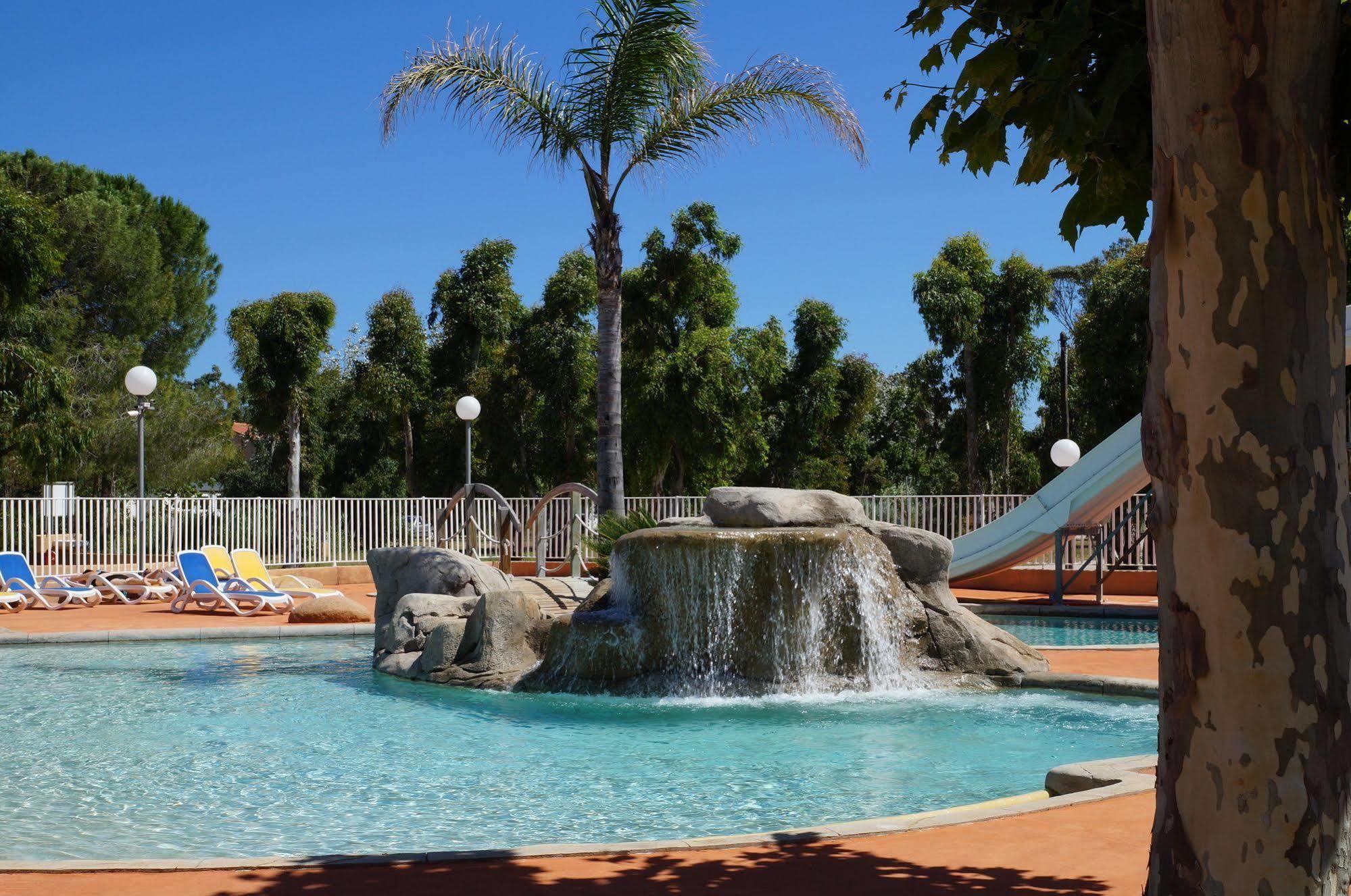 Camping International Calvi  Eksteriør bilde